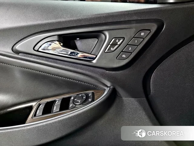 Chevrolet (GM Daewoo) All New Malibu 2018 Черный из Кореи, фото 2