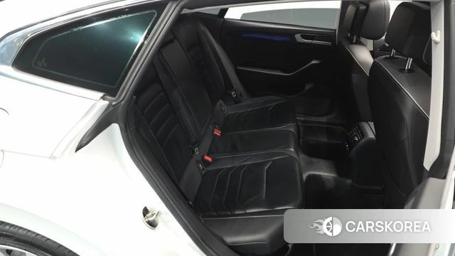 Volkswagen Arteon 2022 Белый из Кореи, фото 2