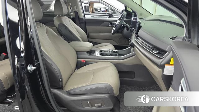 Kia The New Carnival 4th Generation 2025 Черный из Кореи, фото 2