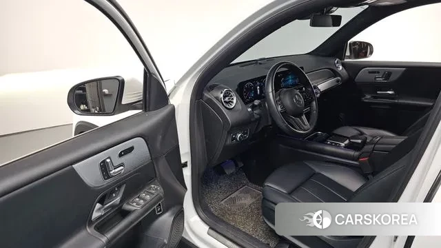 Mercedes-Benz GLB-Class X247 2021 Белый из Кореи, фото 2