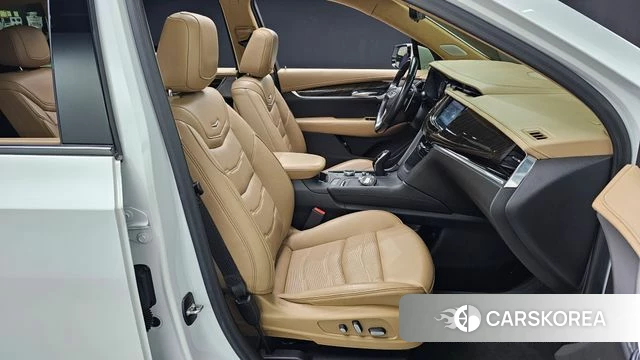 Cadillac XT6 2022 Белый из Кореи, фото 2