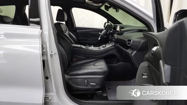 Hyundai The New Santa Fe 2021 Серебристо-серый из Кореи, фото 2