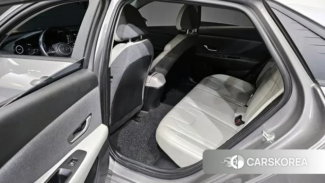 Hyundai Avante Hybrid (CN7) 2022 Серый из Кореи, фото 2