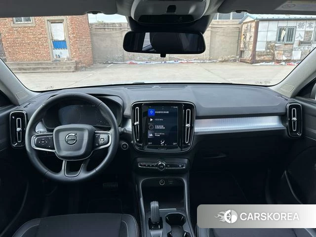 Volvo XC40 2020 Белый из Китая, фото 2