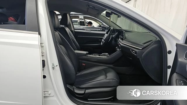 Hyundai Sonata (DN8) 2021 Белый из Кореи, фото 2