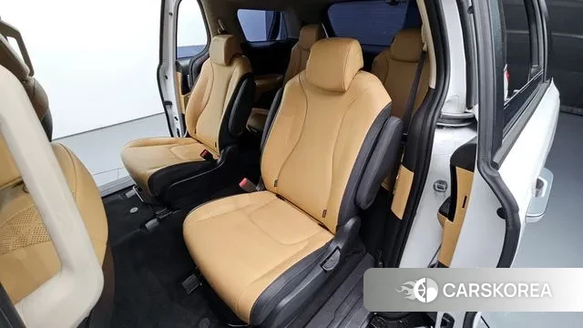Kia Carnival 4th generation 2023 Белый из Кореи, фото 2