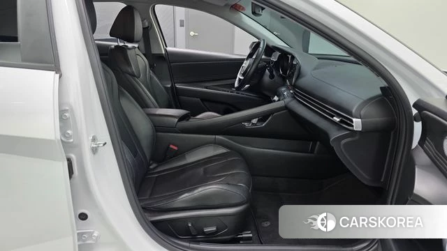 Hyundai Avante (CN7) 2022 Белый из Кореи, фото 2