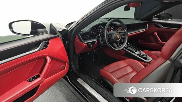 Porsche 911(992) 2020 Черный из Кореи, фото 2