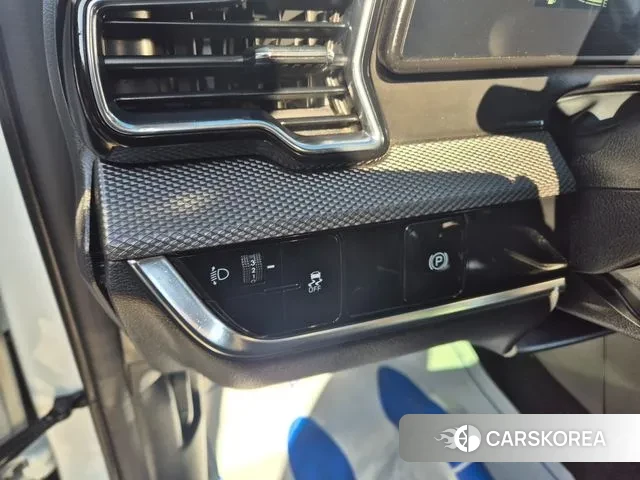 Kia Sportage 5th Generation 2022 Белый из Кореи, фото 2