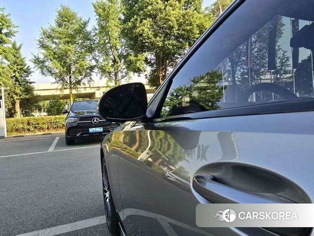 Mercedes-Benz Class C 2024 Серебристо-серый из Китая, фото 2
