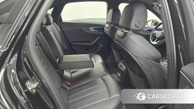 Audi A4 (B9) 2019 Черный из Кореи, фото 2