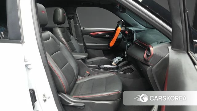 Chevrolet (GM Daewoo) The New Trail Blazer 2025 Белый из Кореи, фото 2