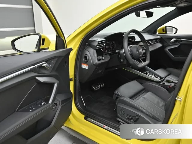 Audi A3 (8Y) 2025 Желтый из Кореи, фото 2