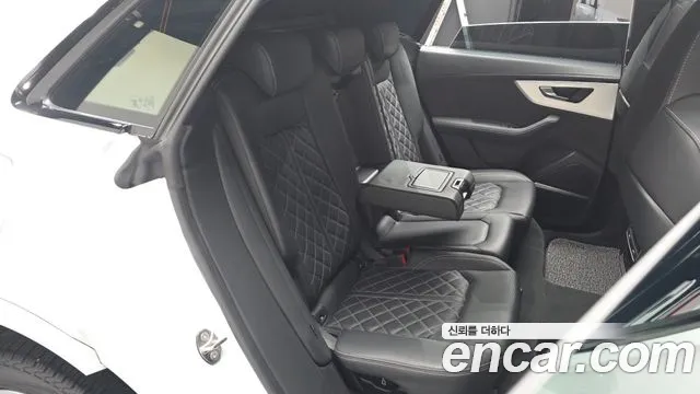 Audi Q8 (4M) id 2852954 из Кореи 2