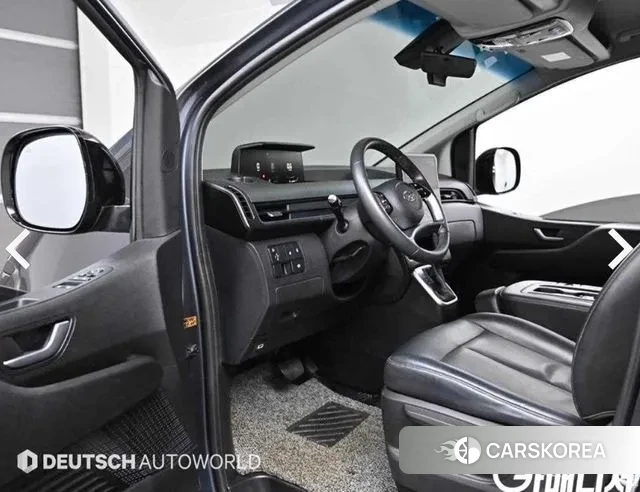 Hyundai Staria 2022 Серый из Кореи, фото 2