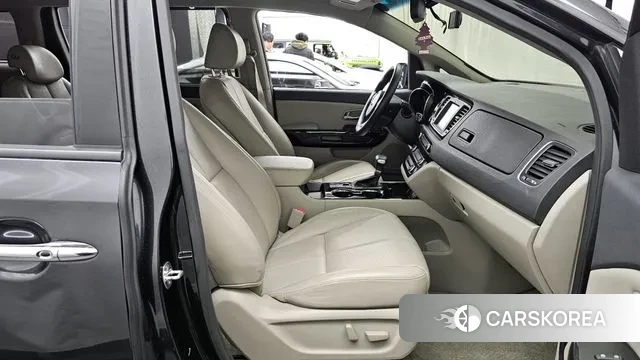 Kia The New Carnival 2018 Серый из Кореи, фото 2