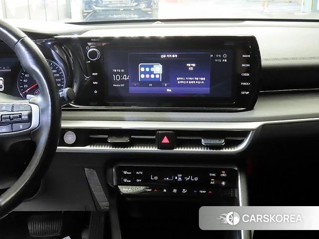 Kia K5 3rd generation 2023 Белый из Кореи, фото 2