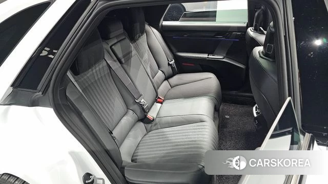 Hyundai Grandeur Hybrid (GN7) 2026 Белый из Кореи, фото 2