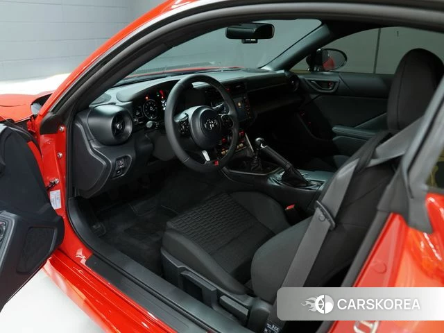 Toyota GR86 2024 Красный из Кореи, фото 2