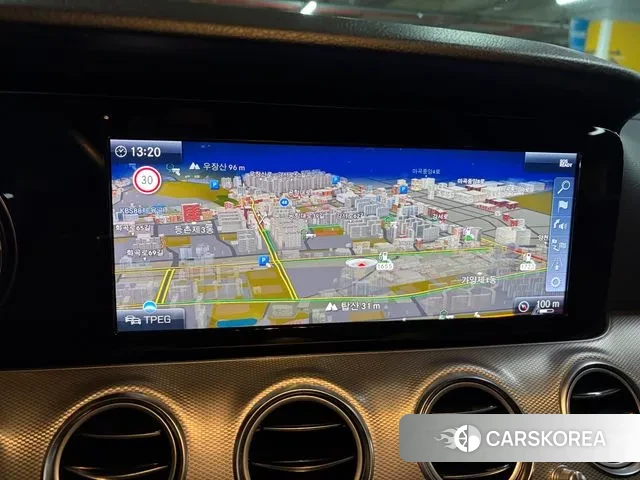 Mercedes-Benz E-Class W213 2019 Серебряный из Кореи, фото 2