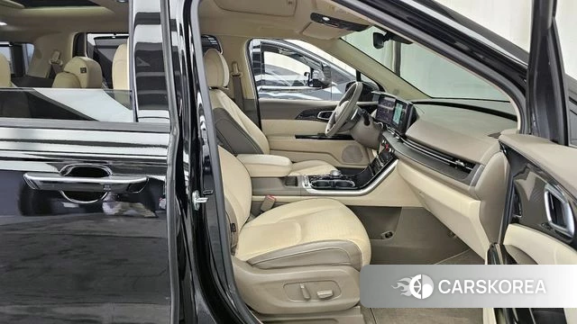 Kia Carnival 4th generation 2021 Черный из Кореи, фото 2