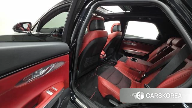 Genesis GV70 2021 Черный из Кореи, фото 2