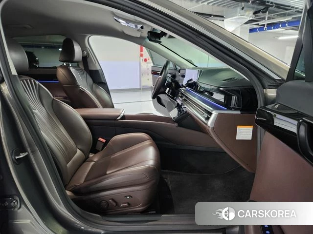 Hyundai Grandeur Hybrid (GN7) 2023 Коричневый из Кореи, фото 2