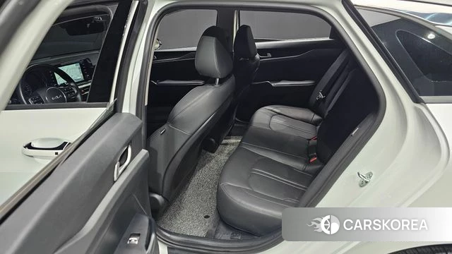 Kia K5 3rd generation 2023 Белый из Кореи, фото 2