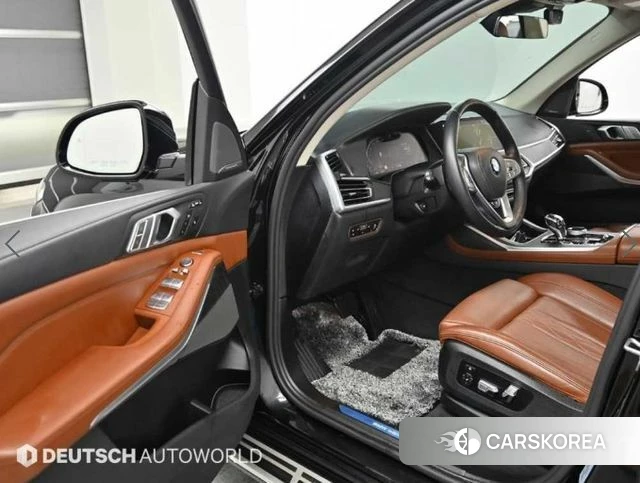 BMW X7 (G07) 2021 Черный из Кореи, фото 2