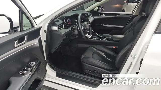 Kia K5 3rd generation 2023 Белый из Кореи, фото 2