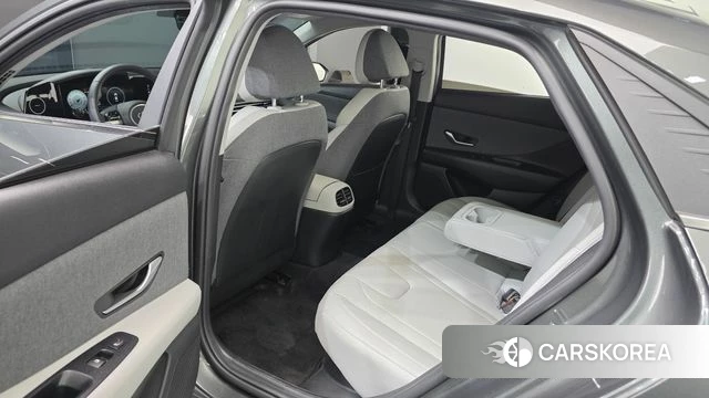Hyundai Avante Hybrid (CN7) 2022 Серый из Кореи, фото 2