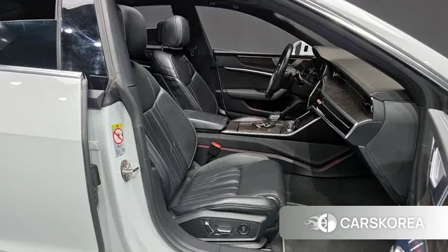 Audi A7 (4K) 2020 Белый из Кореи, фото 2