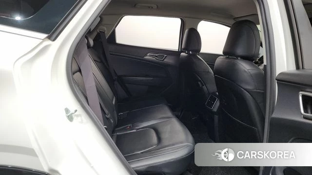 Kia Sportage 5th Generation 2022 Белый из Кореи, фото 2