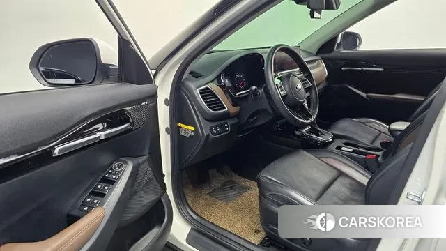 Kia Seltos 2020 Белый из Кореи, фото 2