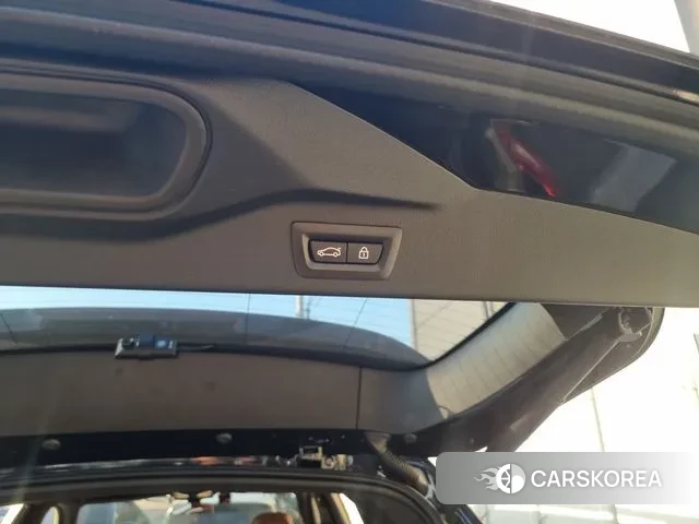 BMW X7 (G07) 2022 Черный из Кореи, фото 2