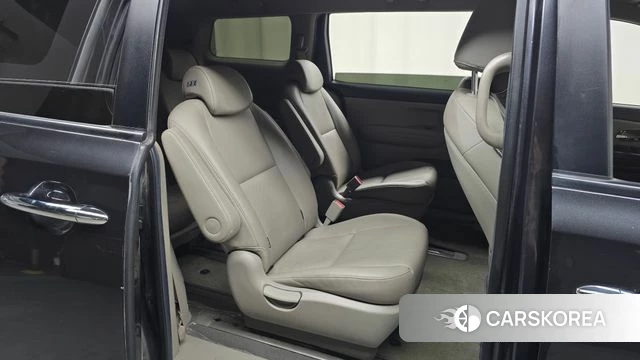 Kia The New Carnival 2019 Серый из Кореи, фото 2
