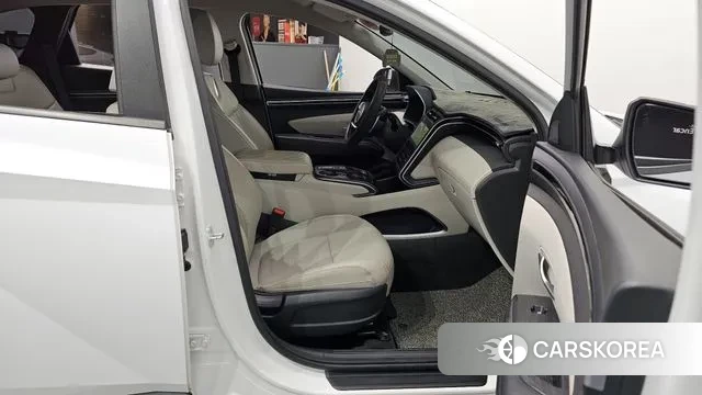 Hyundai Tucson (NX4) 2021 Белый из Кореи, фото 2