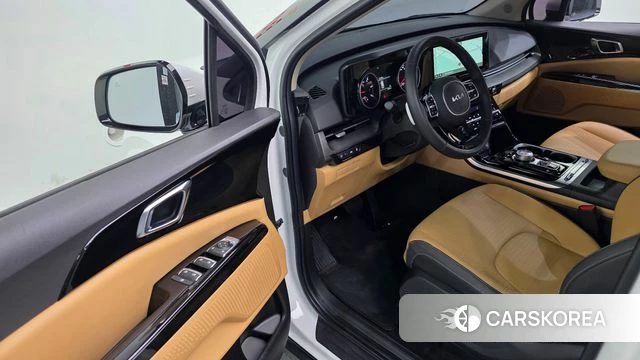 Kia Carnival 4th generation 2023 Белый из Кореи, фото 2