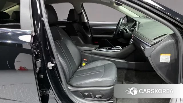 Hyundai Sonata Hybrid (DN8) 2023 Черный из Кореи, фото 2