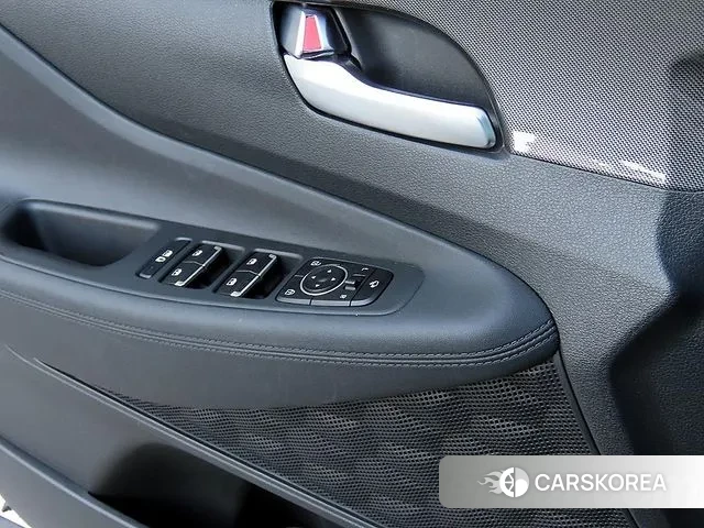 Hyundai The New Santa Fe 2023 Белый из Кореи, фото 2