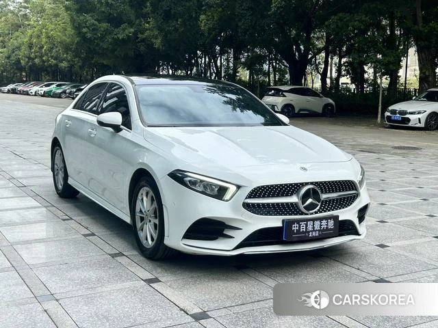 Mercedes-Benz Class A 2021 Белый из Китая, фото 2