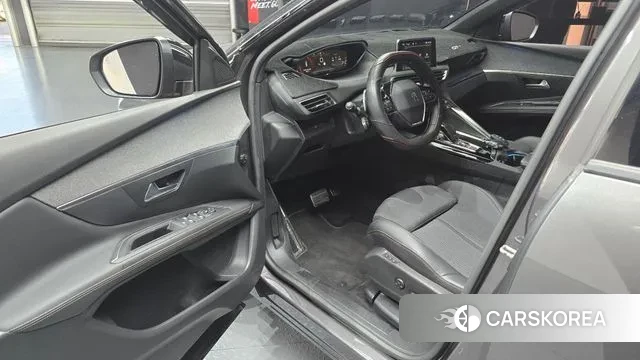 Peugeot 3008 second generation 2020 Серый из Кореи, фото 2