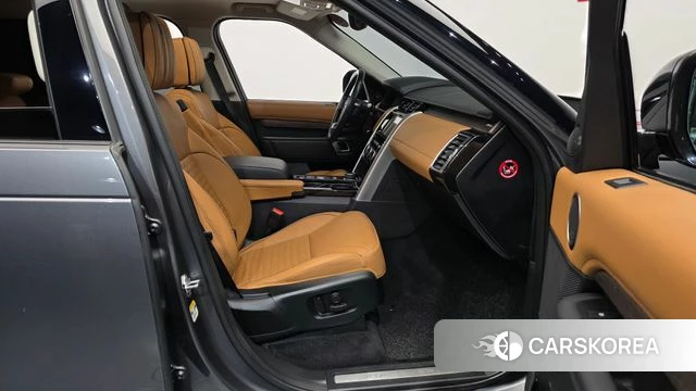 Land Rover Discovery 5 2019 Серый из Кореи, фото 2