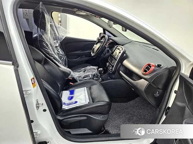 Renault Korea (Samsung) Clio 2018 Белый из Кореи, фото 2