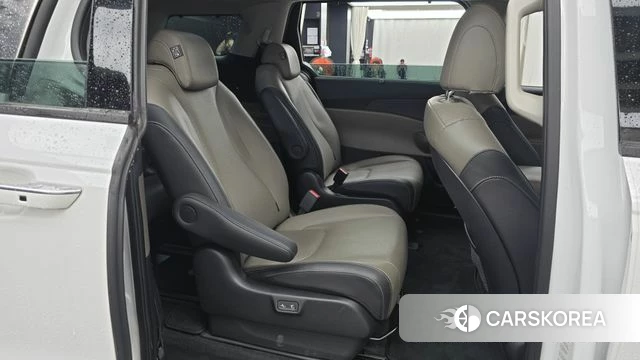 Kia The New Carnival 4th Generation 2024 Белый из Кореи, фото 2