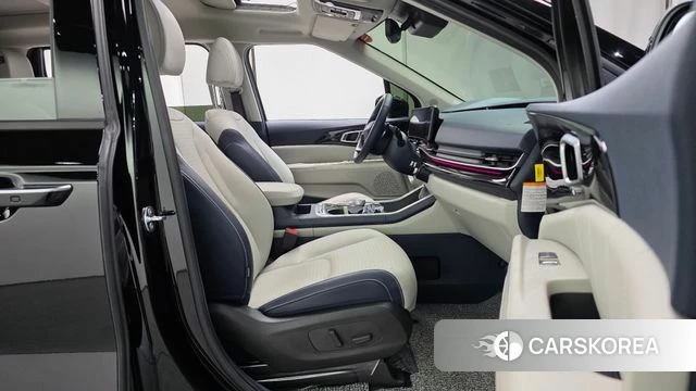 Kia The New Carnival 4th Generation 2025 Черный из Кореи, фото 2