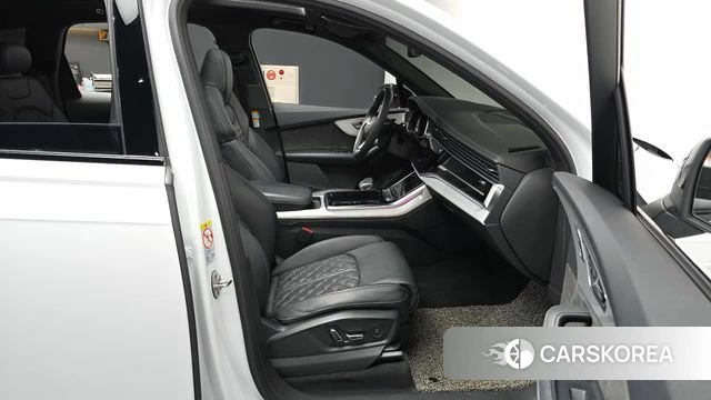Audi Q7 (4M) 2022 Белый из Кореи, фото 2
