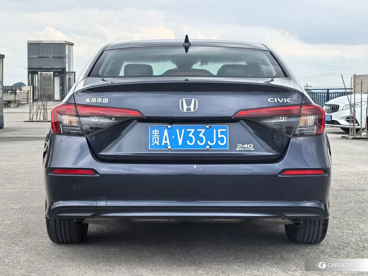 Honda Civic 2022 Silver/gray из Китая, фото 2