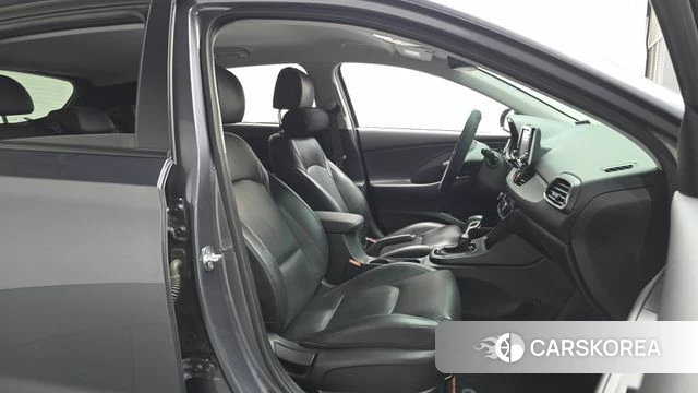 Hyundai i30 (PD) 2018 Серый из Кореи, фото 2