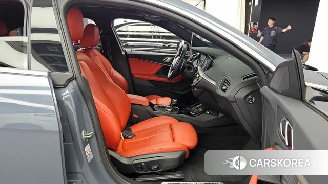 BMW 2 Series Gran Coupe (F44) 2021 Светло-серебряный цвет из Кореи, фото 2